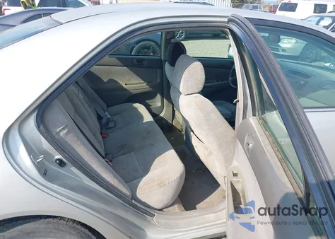 2004 Toyota Camry Le from USA, damaged, VIN 4T1BE32K04U816436